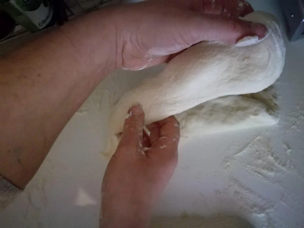 rabattre la pâte