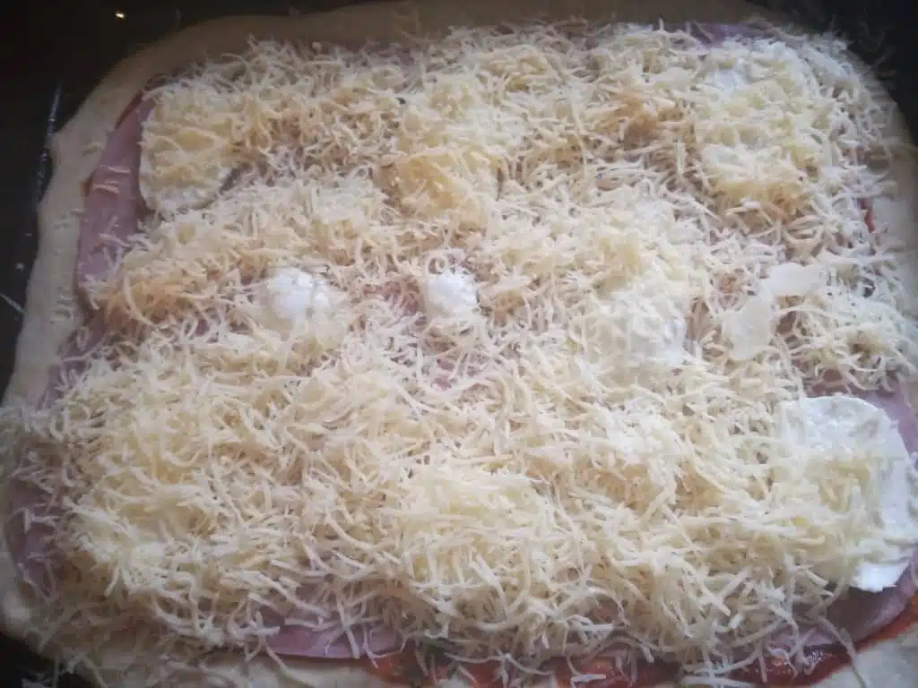 Recette de la pizza fait maison étape 6