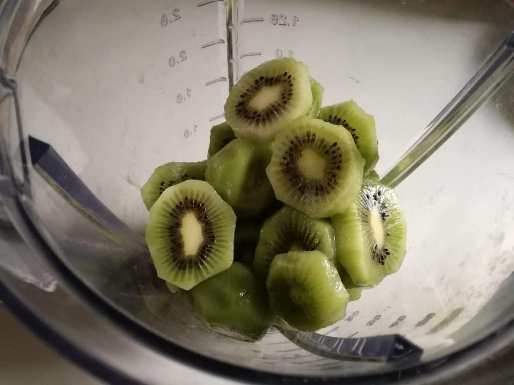 Recette des pâtes de fruits au kiwi : mixez vos fruits