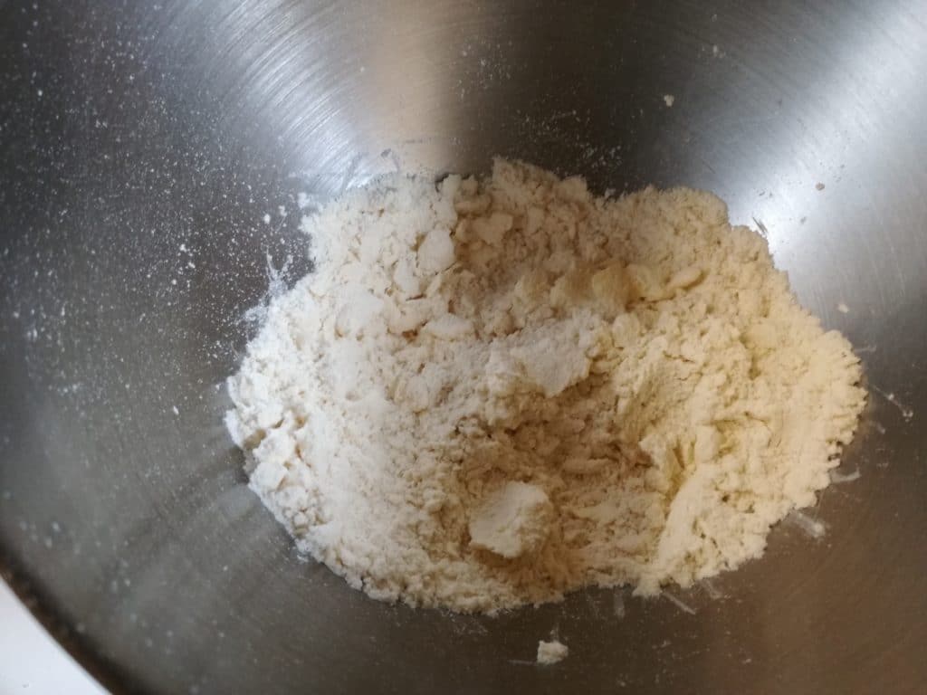 Recette de la tarte aux citrons meringuée : préparation de la pâte